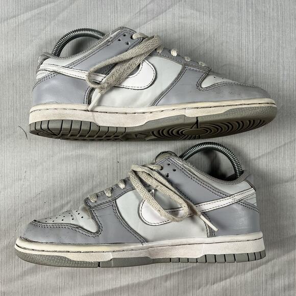 Nike Dunk Low Two Tone Wolf Grey Boys Size 4 Y Basketball Sneakers DH9765-001 - Picture 1 of 7